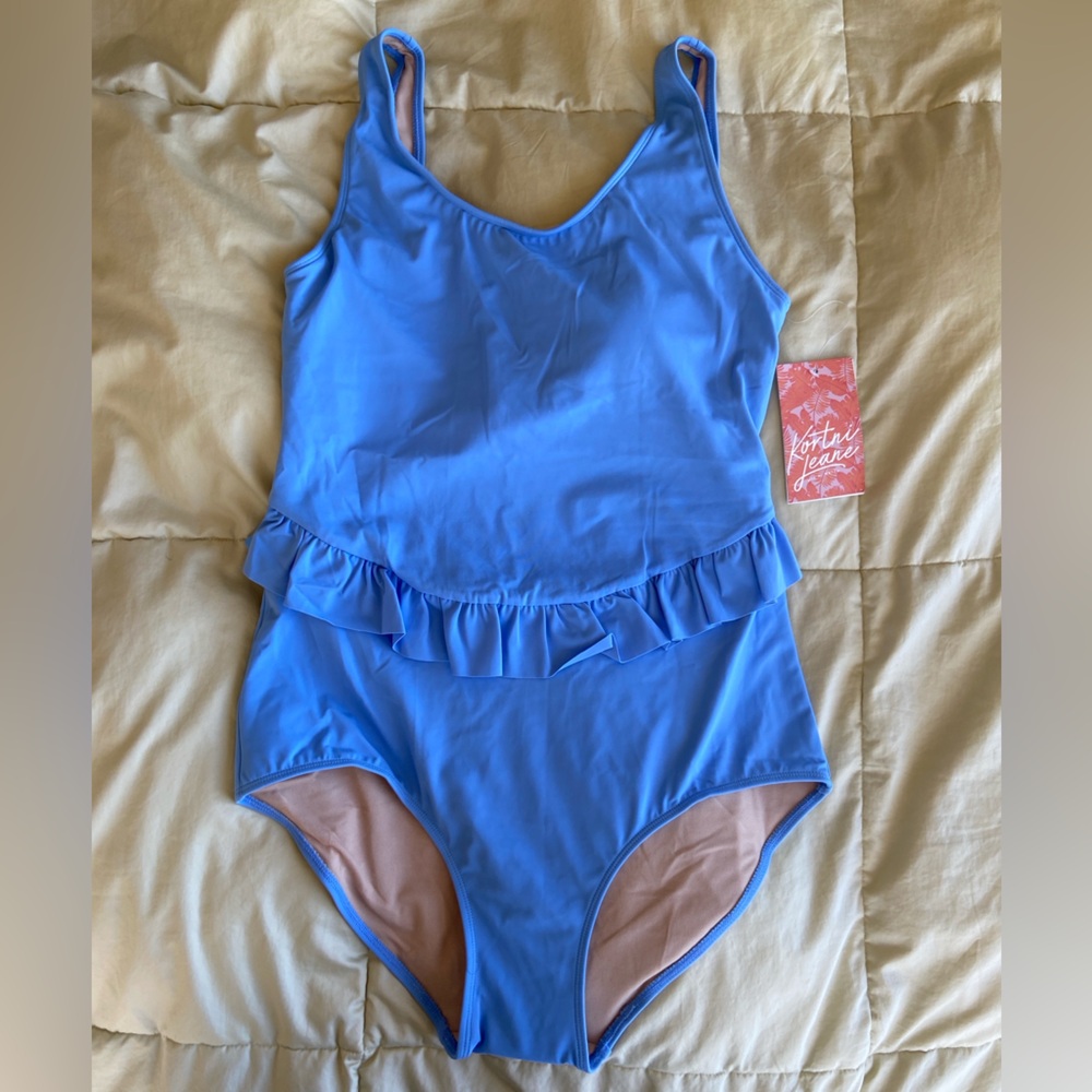 ✨NWT Kortni Jeane Skirted One-Piece Swimsuit